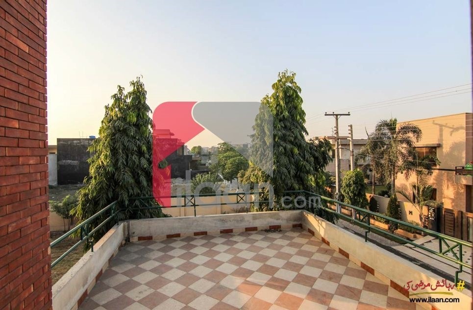 2 Kanal house available for sale in A - Block, Phase 2, PCSIR Housing Scheme