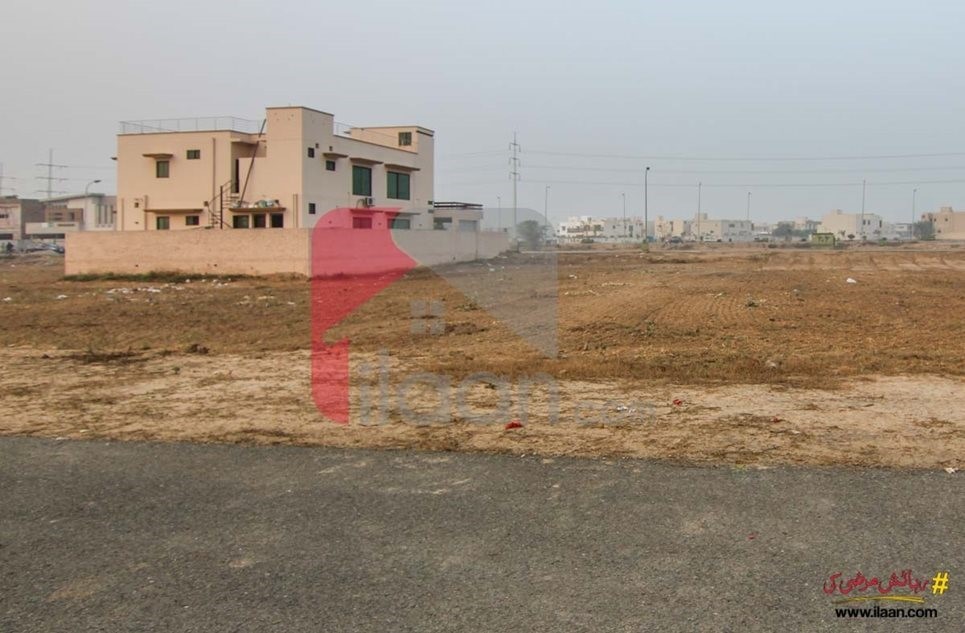 8 Marla plot ( Plot no 410 ) available for sale in Main Boulevard, Phase 6, DHA, Lahore