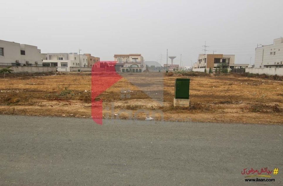 5 marla plot ( Plot no 1040 ) available for sale in Block Z5, Phase 8, DHA, Lahore