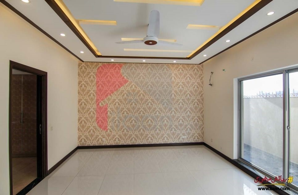 7 marla house for sale in Block D, Phase 6, DHA, Lahore