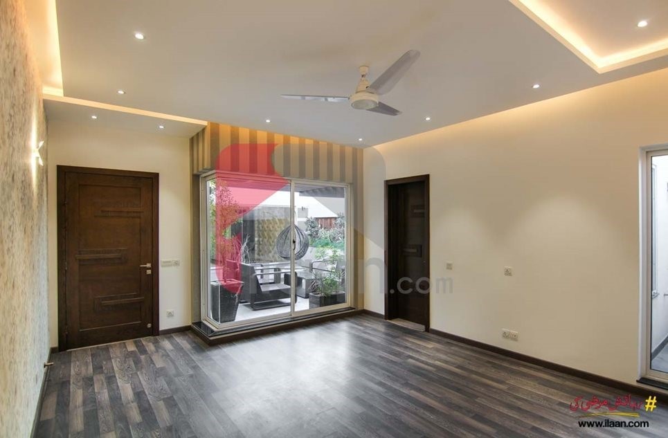 1 kanal house available for sale in H - Block, Phase 5, DHA Lahore