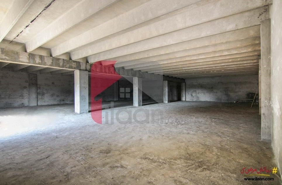 2 kanal commercial Building for rent in Near Turk Park Chowk, Raiwind Road