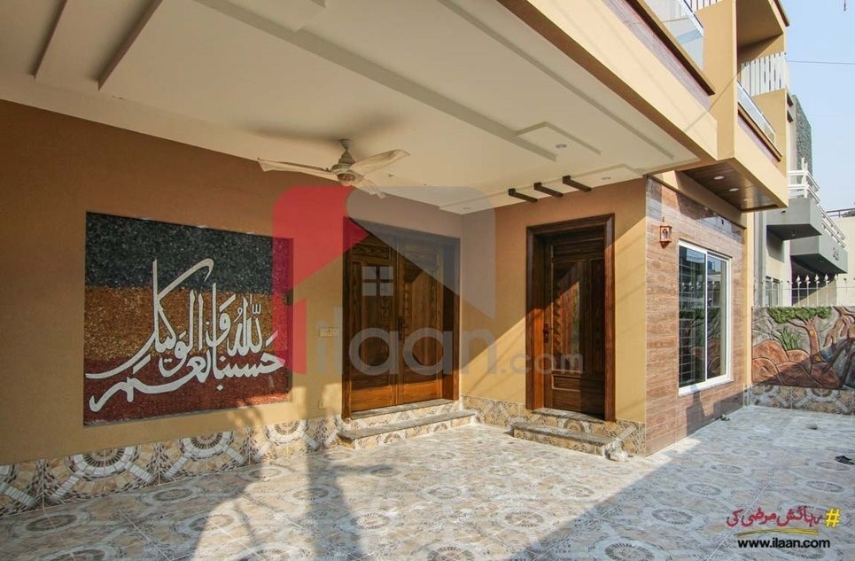 10 marla house available for sale in A - Block, B.O.R Society, Johar Town