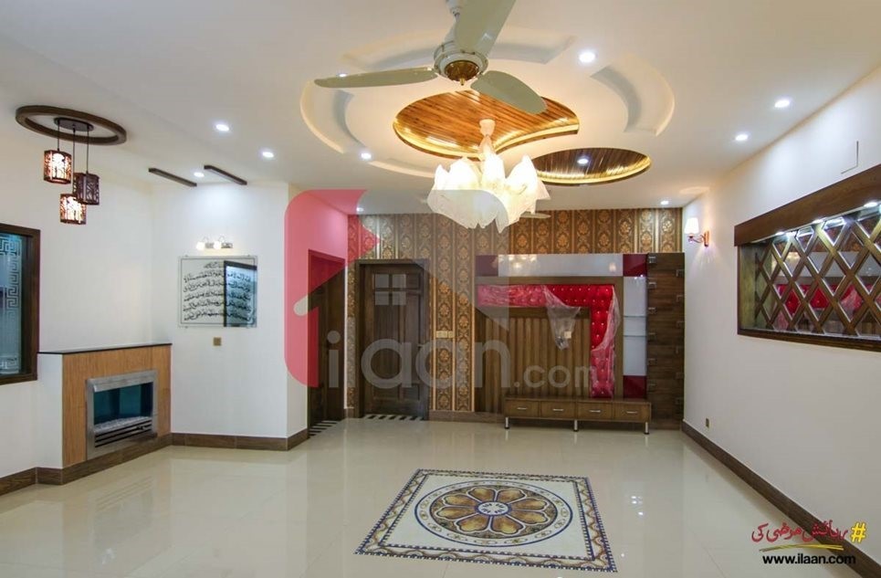 10 marla house available for sale in A - Block, B.O.R Society, Johar Town