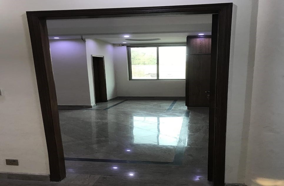 1 Kanal House for Sale in Block C1, Township, Lahore