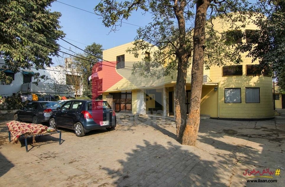 2 Kanal House for Sale in Block B1, Gulberg-3, Lahore