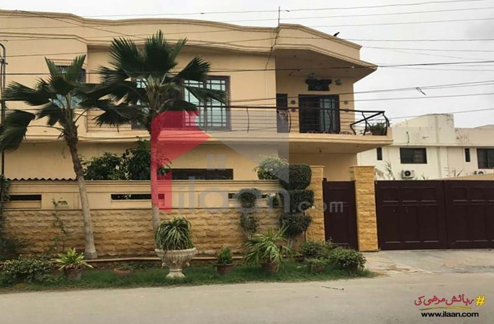 550 ( sq.ft ) apartment for sale ( first floor ) in Phase 6, DHA, Karachi