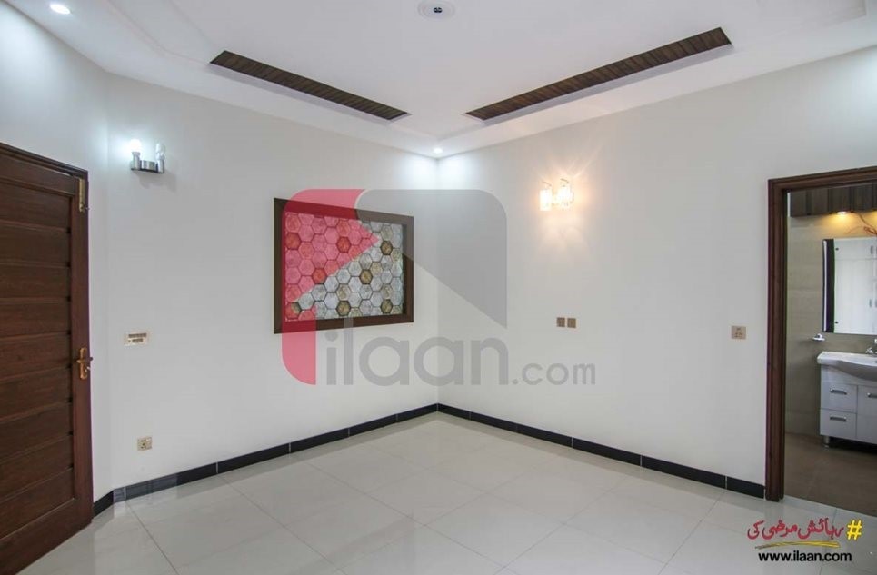 10 marla house available for sale in Jasmine Block, Bahria Town