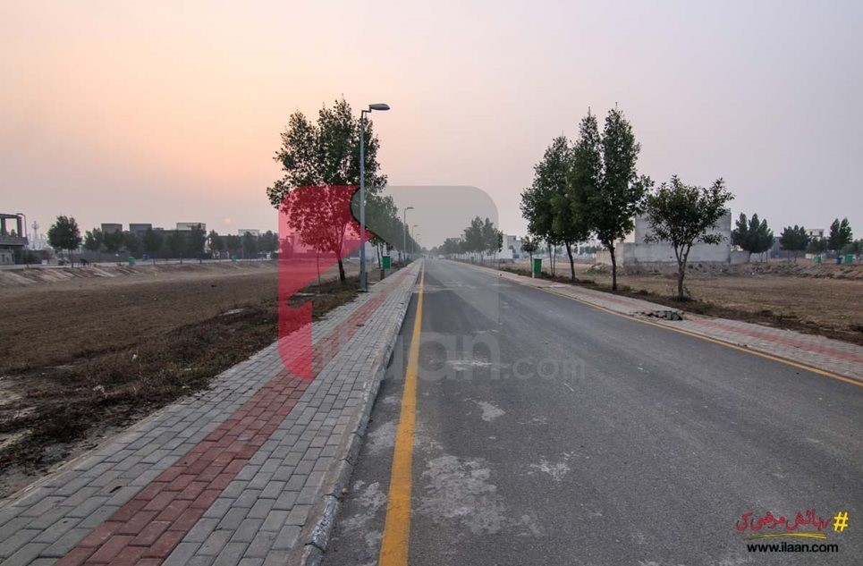 10 marla plot ( Plot no 314 ) available for sale in Johar - Block, Sector E, Bahria Town, Lahore