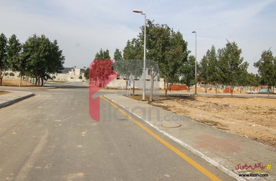 10 marla plot ( Plot no 225 ) available for sale in Ghaznavi  Block, Sector F, Bahria Town, Lahore