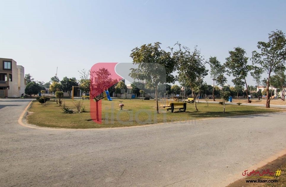 5 marla plot available for sale in Sunflower Block, Bahria Nasheman, Lahore