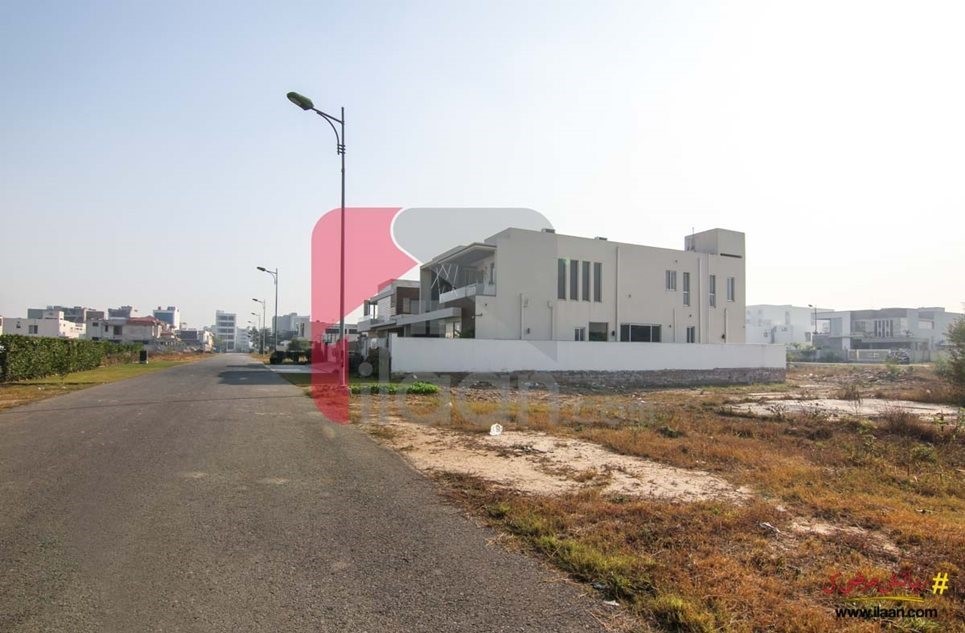 1 kanal plot available for sale in Block U, Phase 7, DHA, Lahore ( Plot no 1704 )