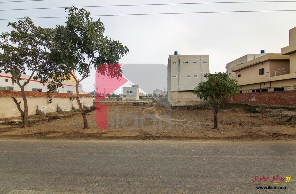 10 marla plot available for sale in B - Block, Grand Avenue Housing Scheme, Lahore ( Plot no 774 )