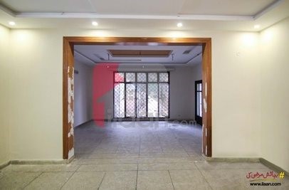 5 marla house for sale in Block F2, Johar Town, Lahore