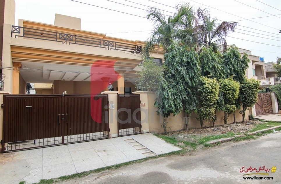 12 marla house for sale in Block F2, Johar Town, Lahore