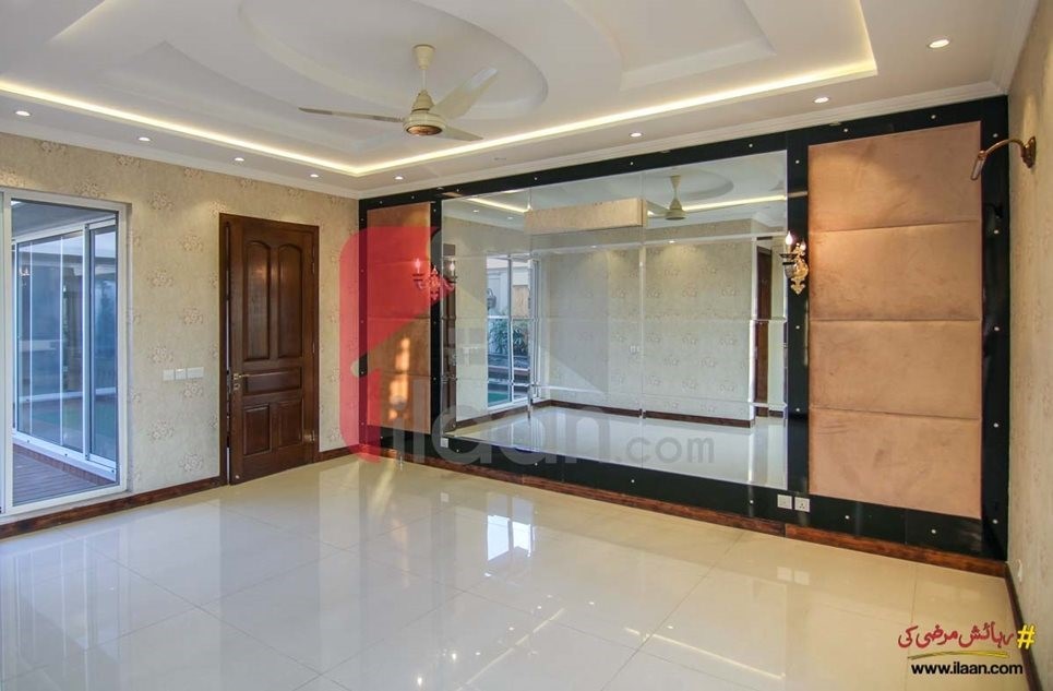 2 kanal house for sale in Block D, Valencia Housing Society, Lahore