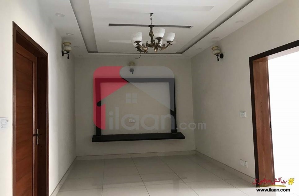 5 marla house for sale in Block R3, Johar Town, Lahore