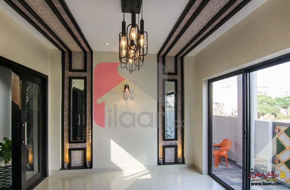 10 Marla House for Sale in Block D, Phase 5, DHA Lahore
