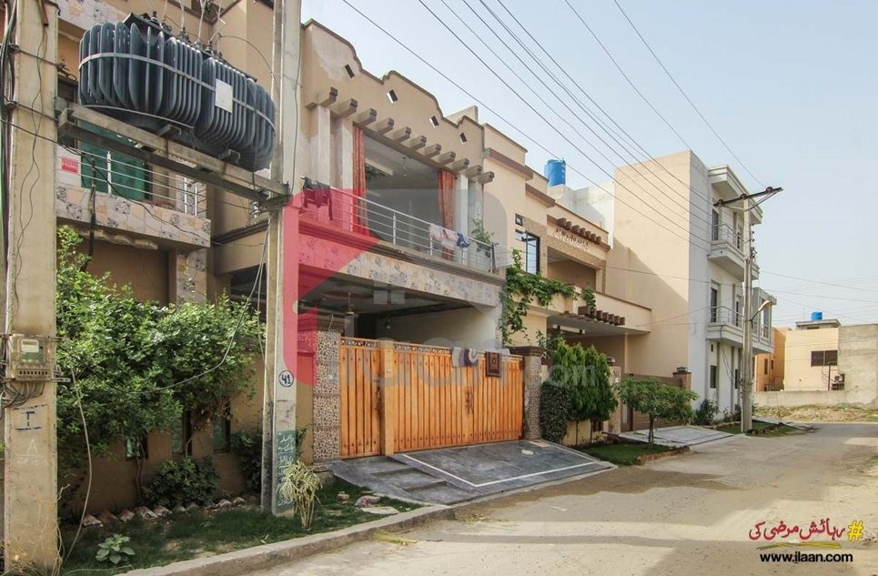 10 marla house for sale in Sunny Park, Lahore