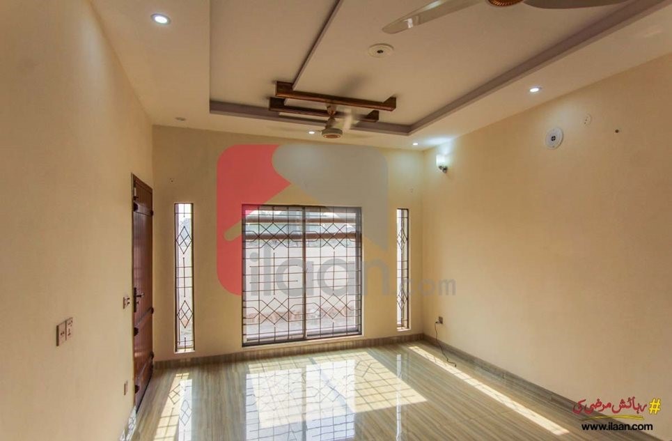 10 marla house for sale in Tulip Block, Sector C, Bahria Town, Lahore