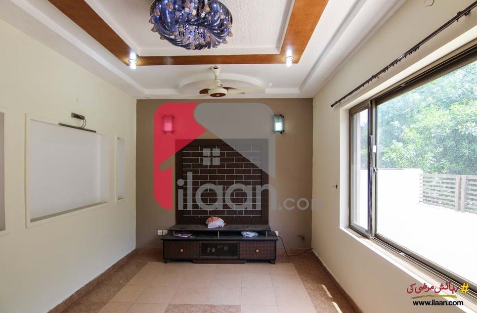 8 marla house for sale in Usman Block, Sector B, Bahria Town, Lahore