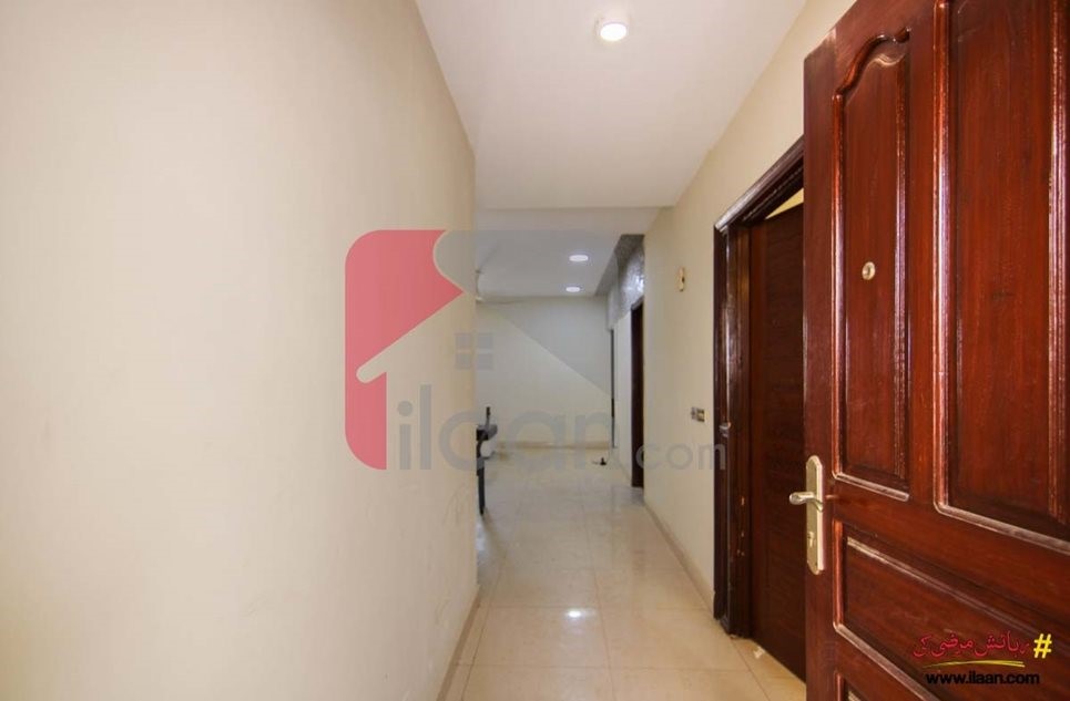 Apartment available for sale ( 10th floor ) in Florida Homes, Phase 5, DHA, Karachi