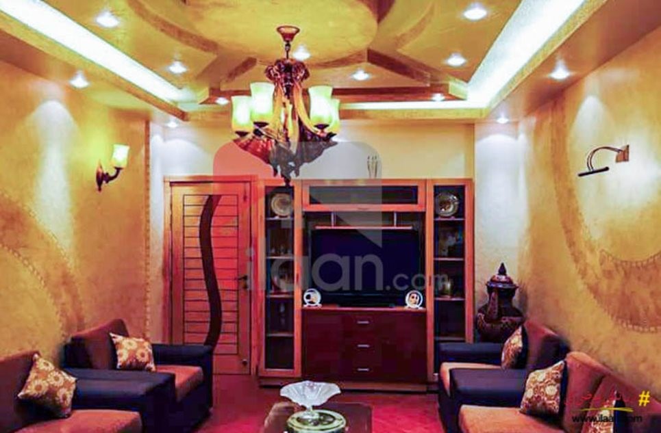 1050 ( sq.ft ) apartment for sale ( seventh floor ) in Block 4, Clifton, Karachi