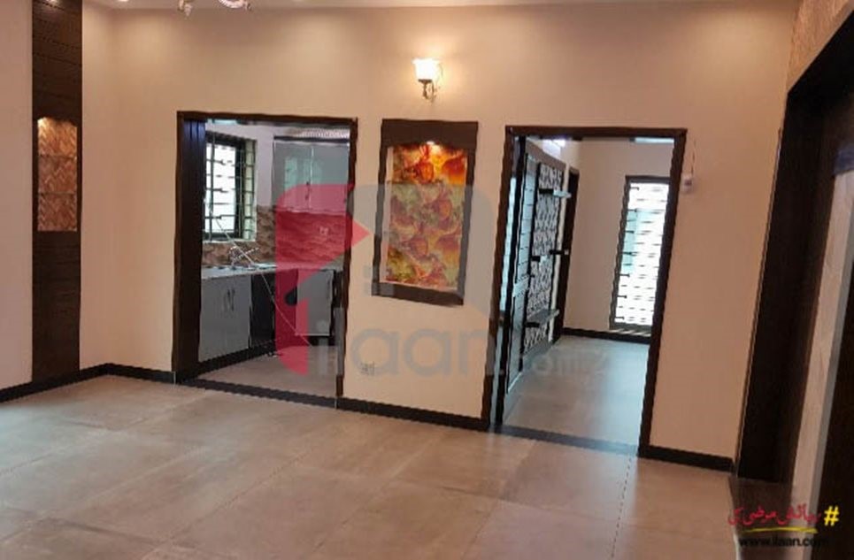 601 ( sq.ft ) apartment for sale in Sector C, Bahria Town, Lahore