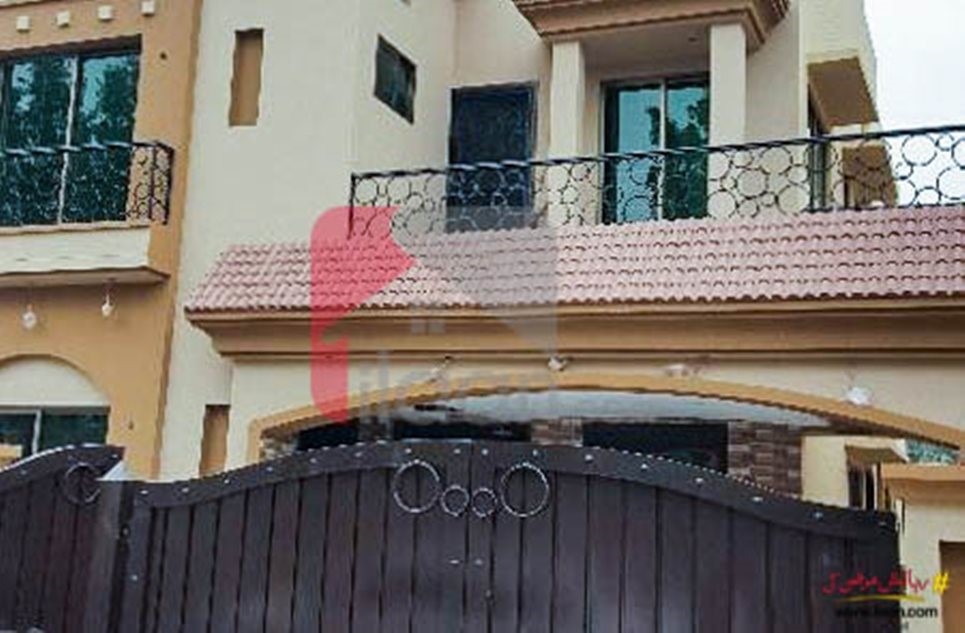570 ( sq.ft ) apartment for sale in Sector C, Bahria Town, Lahore