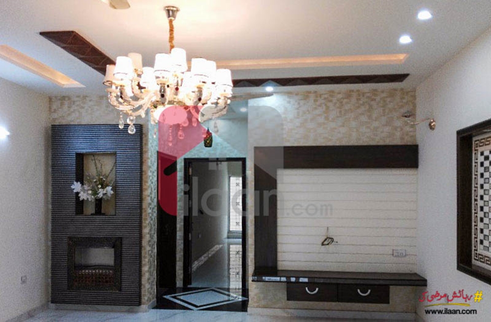 10 marla house for sale in Block J1, Phase 2, Johar Town, Lahore