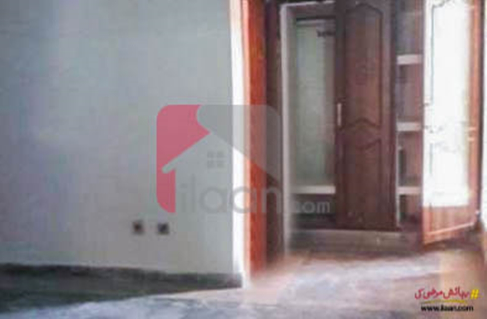 1 kanal 6 marla house for sale on College Road, Lahore