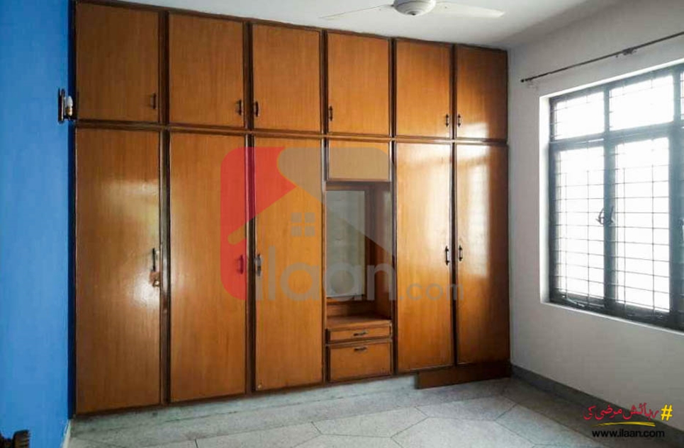 200 ( sq.ft ) shop for sale in Faisal Town, Qazi Muhammad Isa Road, Lahore