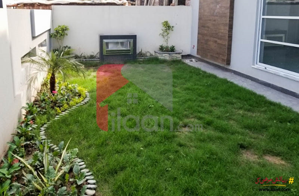 10 marla house for sale in Block D2, Phase 1, Wapda Town, Lahore
