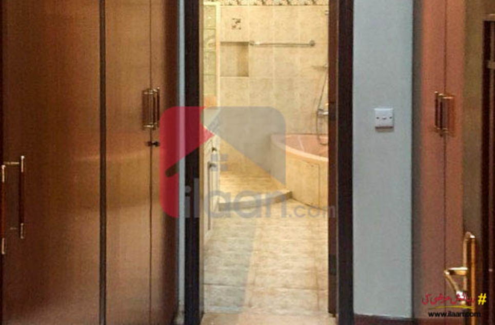 1150 Sq.ft Apartment for Sale (Frist Floor) in Phase 6, DHA Karachi