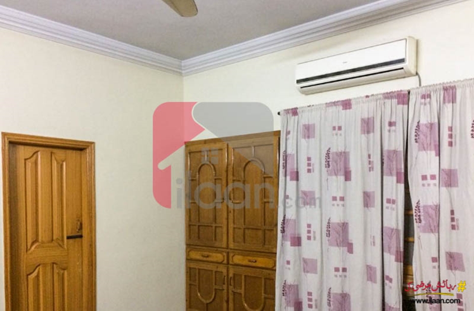 950 ( sq.ft ) apartment for sale ( first floor ) in Ali Apartment, Block 3, Gulshan-e-iqbal, Karachi