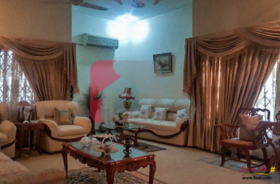 250 ( square yard ) house for sale in Golf Street, Phase 4, DHA, Karachi