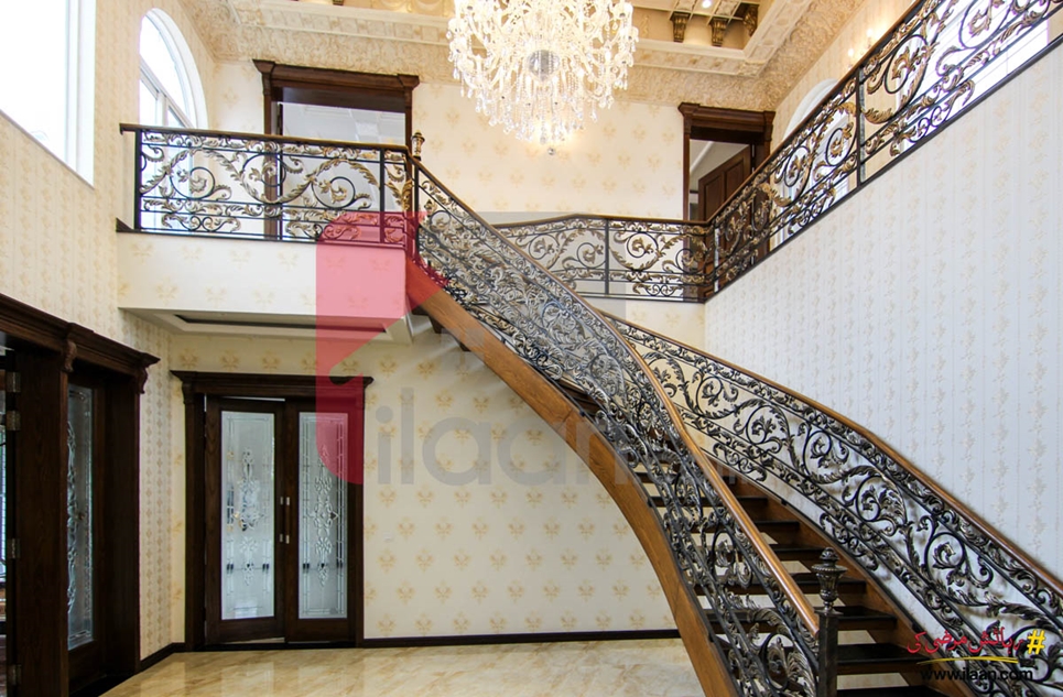 1 kanal house for sale in Block J, Phase 5, DHA, Lahore ( furnished )