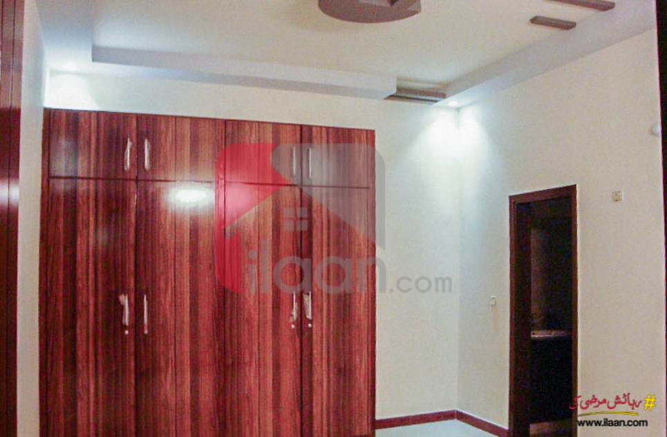 750 ( sq.ft ) apartment for sale ( fifth floor ) in Omega Heights, Block 13, Gulistan-e-Johar, Karachi