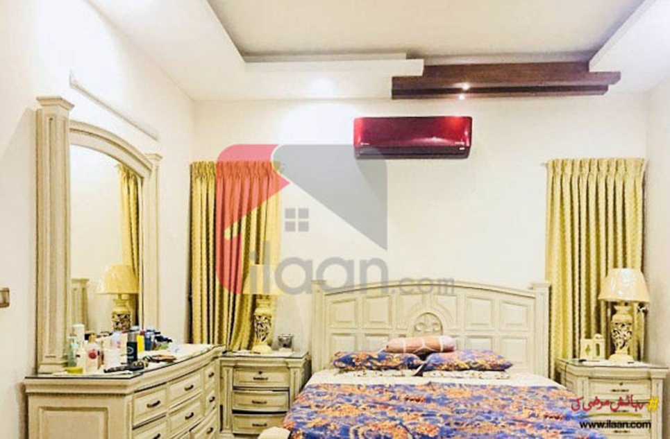400 ( Square Yard ) house available for sale ( first floor ) in Block F, North Nazimabad Town, Karachi