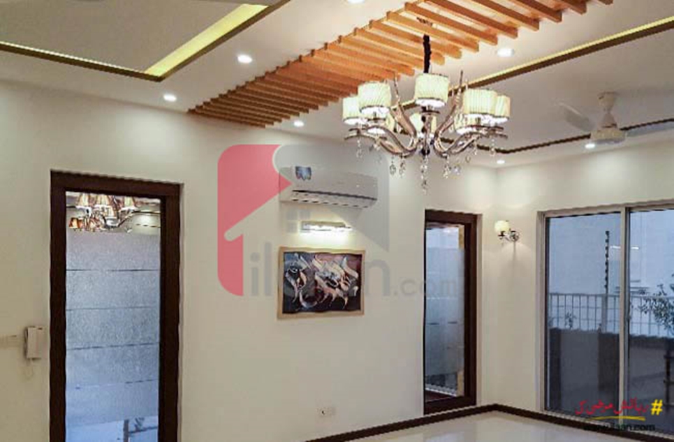 10 Marla House for Sale in DHA, Lahore