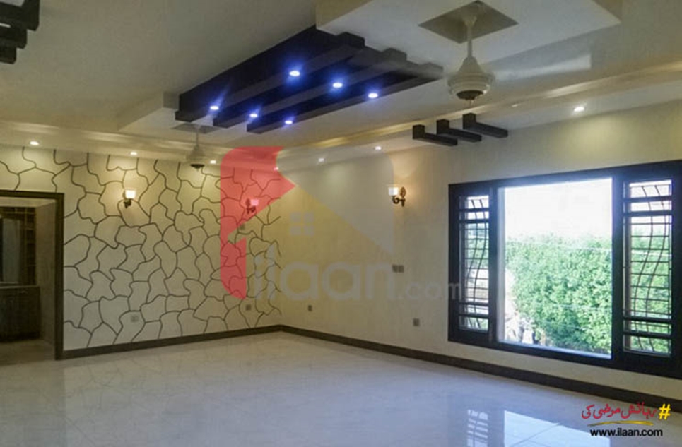 900 ( sq.ft ) apartment for sale in Phase 2, DHA, Karachi