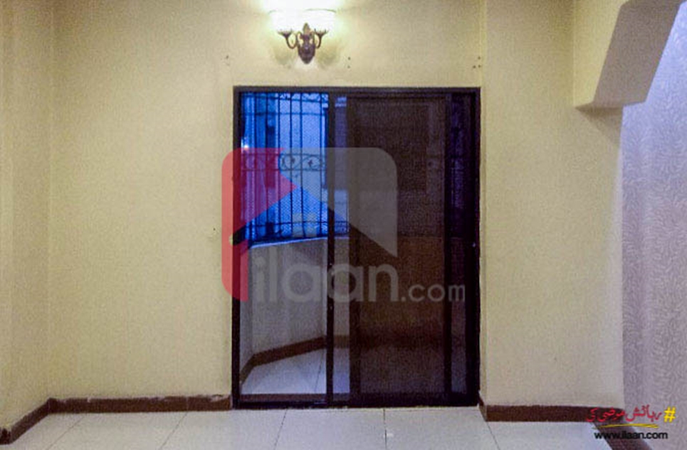 2100 Sq.ft Apartment for Sale (Second Floor) in Block 9, Clifton, Karachi