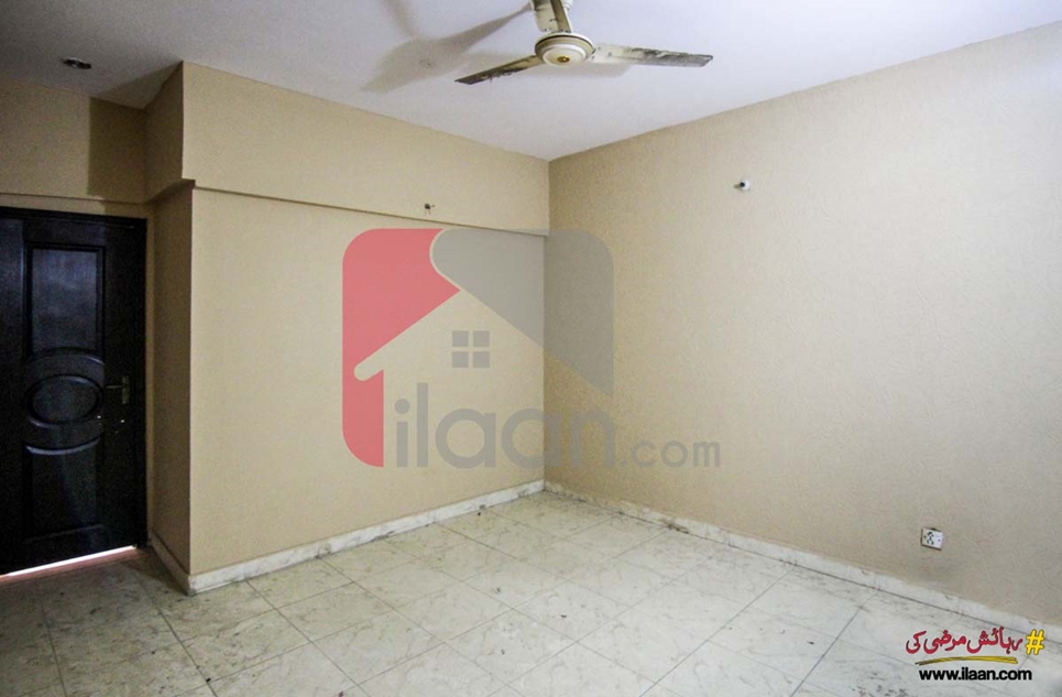 900 Sq.ft Office for Sale in Badar Commercial Area, Phase 5, DHA Karachi
