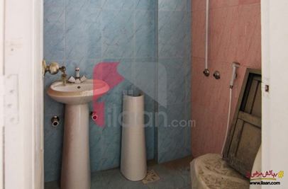 2000 ( sq.ft ) apartment for sale ( third floor ) in Bukhari Commercial Area, Phase 6, DHA, Karachi