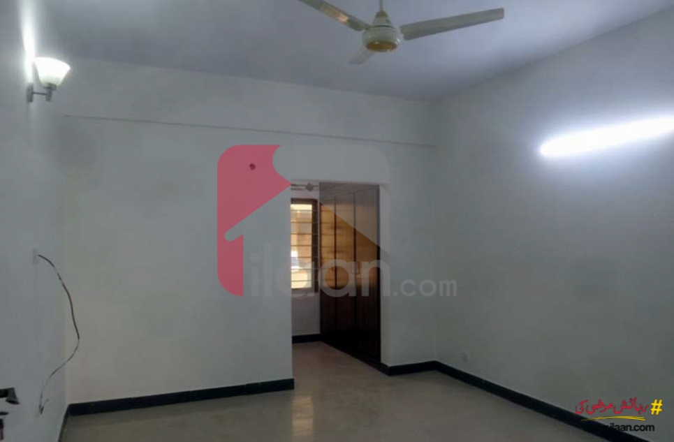 2575 ( sq.ft ) apartment for sale ( first floor ) in Askari 5, Karachi
