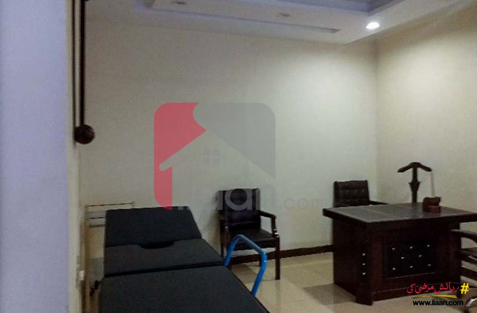 4500 ( Sq.ft ) office available for sale in Gulberg-5, Lahore