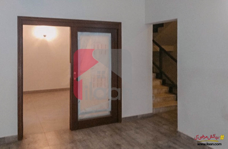 2400 ( sq.ft ) apartment for sale ( fifth floor ) in Clifton, Karachi 