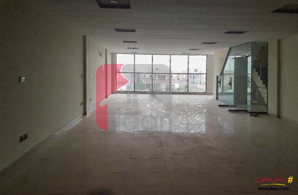 1800 ( sq.ft ) hall available for rent ( second floor ) in Phase 8, DHA, Lahore