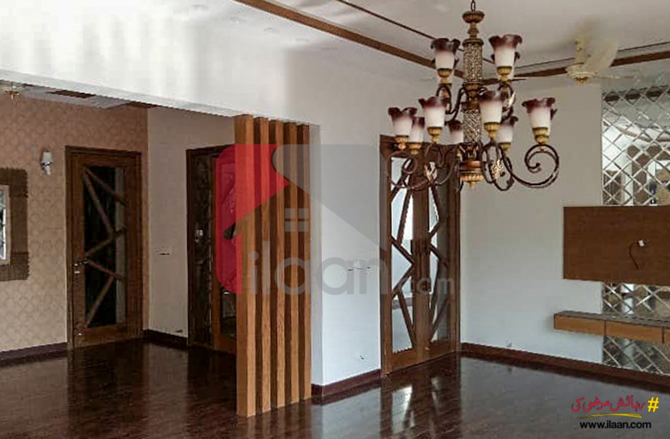 1 kanal house available for sale in Gulbahar Block, Sector C, Bahria Town, Lahore