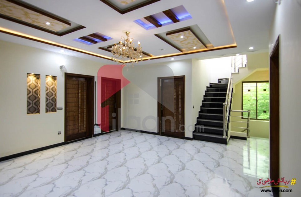10 marla house available for sale in Block C, Nawab Town, Lahore